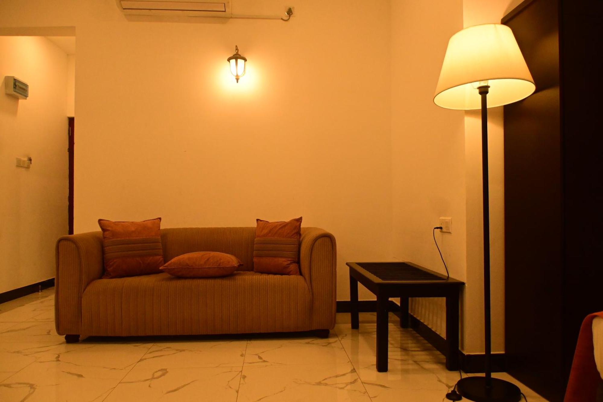 Agbo Hotel Polonnaruwa Zewnętrze zdjęcie