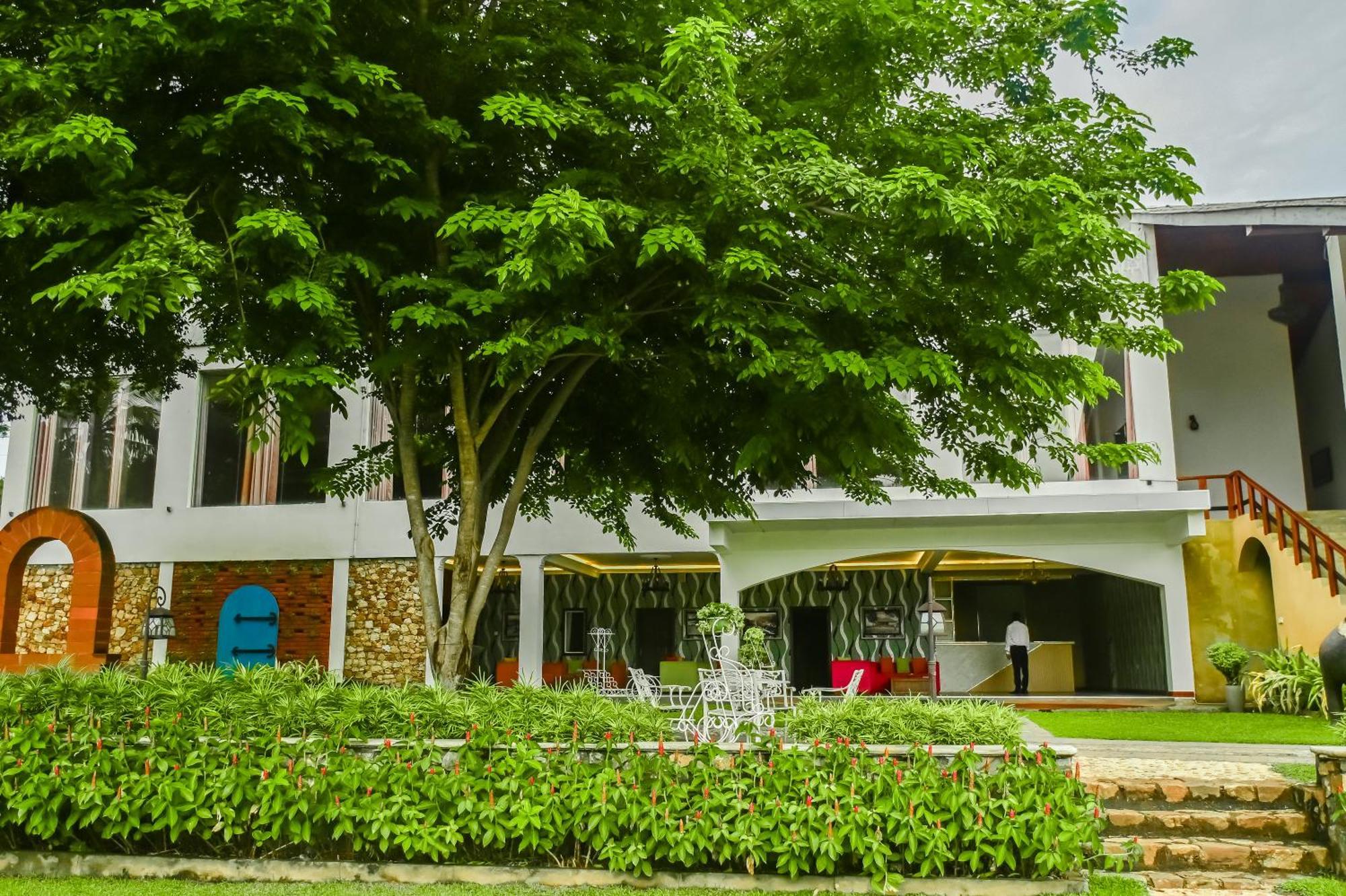 Agbo Hotel Polonnaruwa Zewnętrze zdjęcie