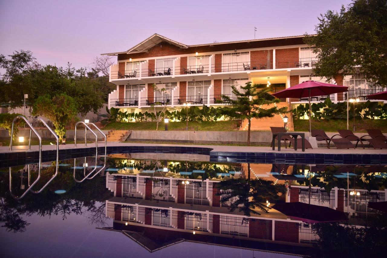 Agbo Hotel Polonnaruwa Zewnętrze zdjęcie